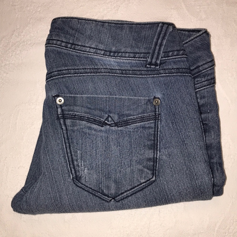 Candie’s Capri